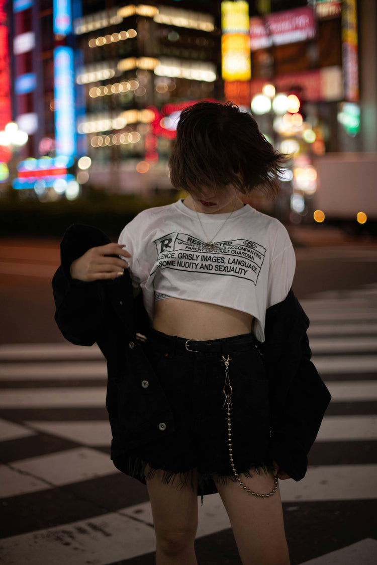 CROP TOP
